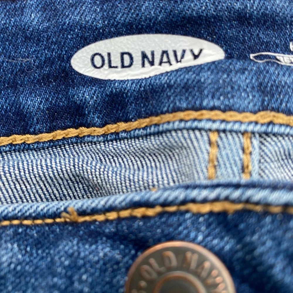 Old Navy blue high-rise rip jean short - Picture 2 of 9